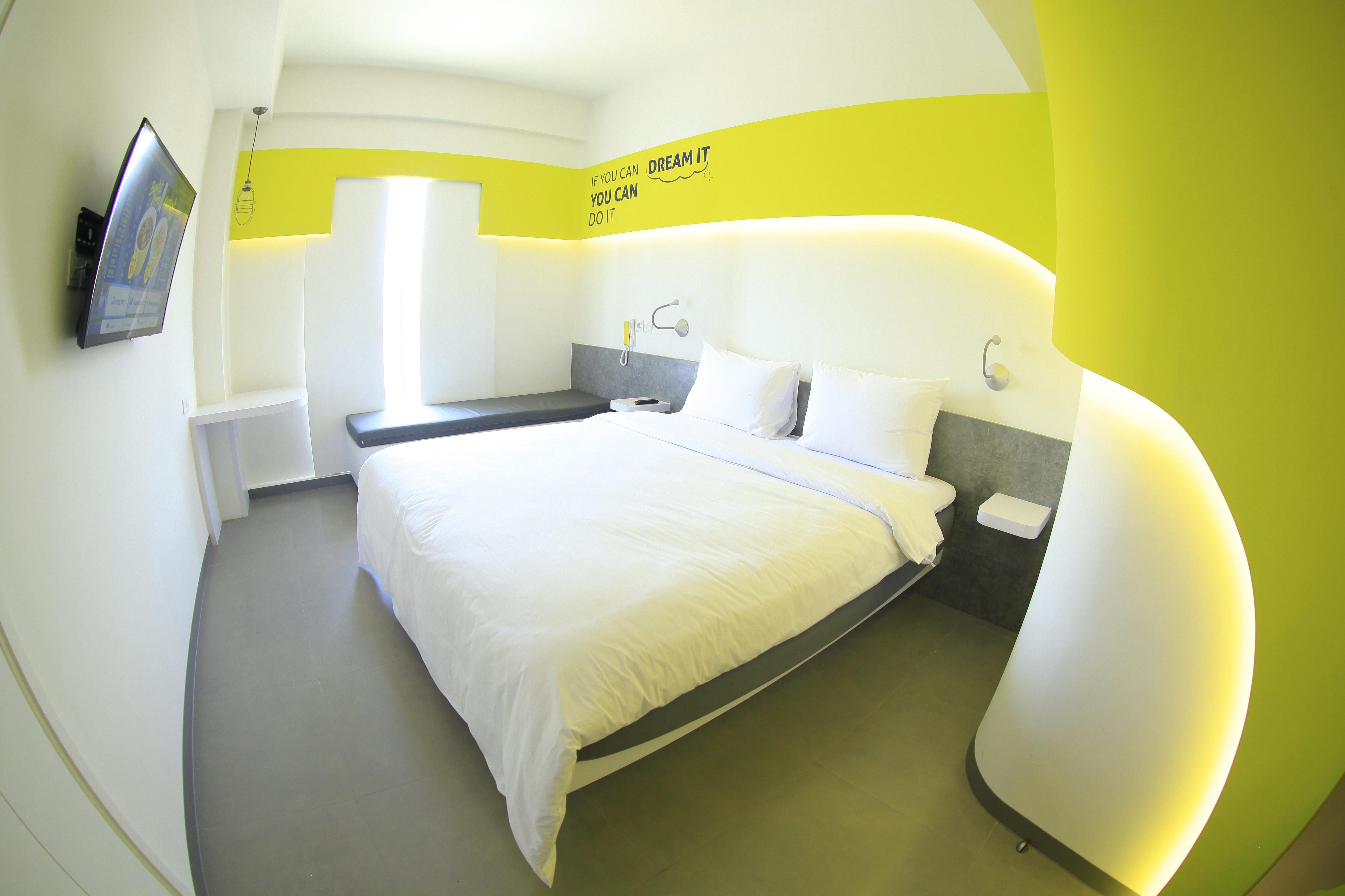 Hotel Yello Jemursari Surabaya