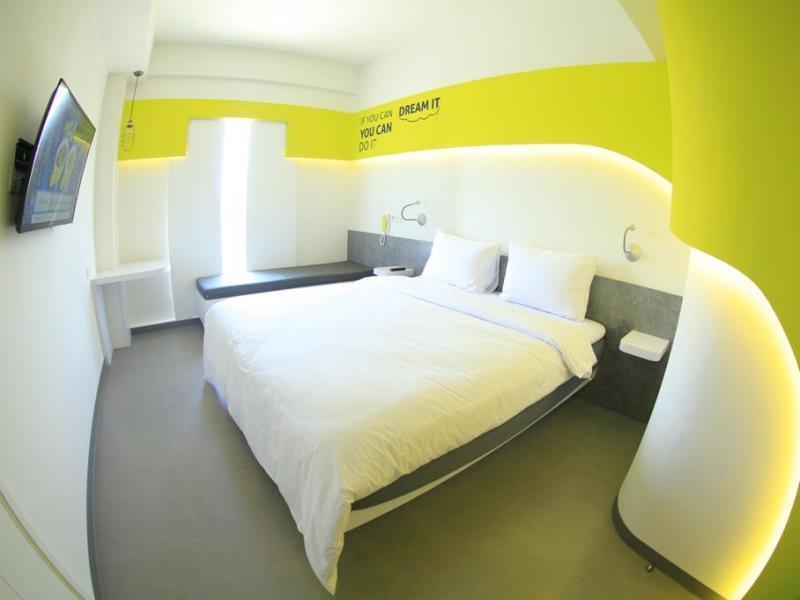 Hotel Yello Jemursari